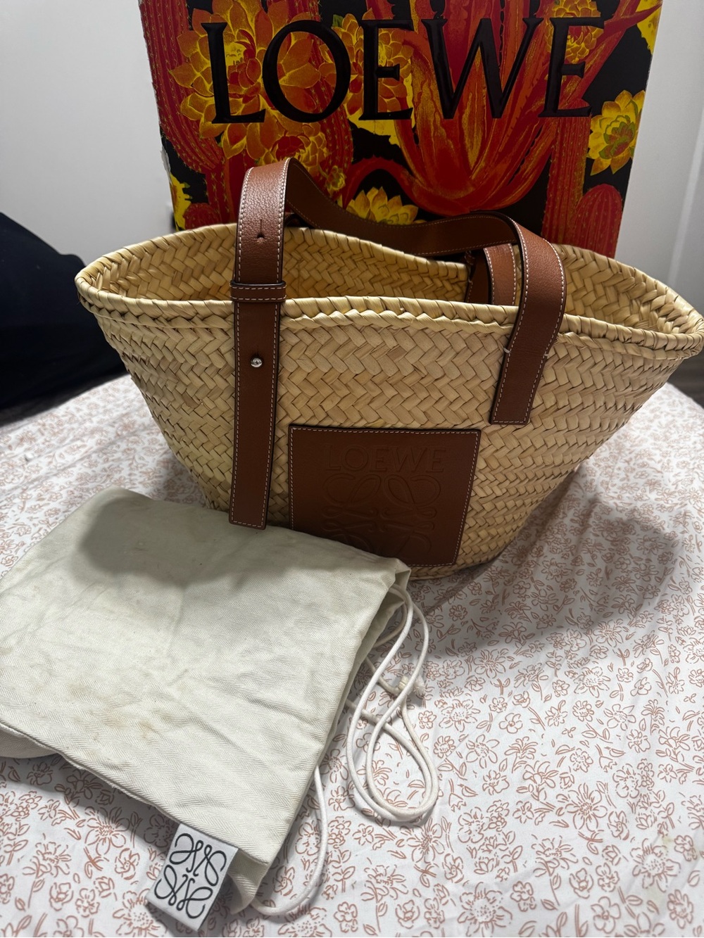 Loewe raffia Medium